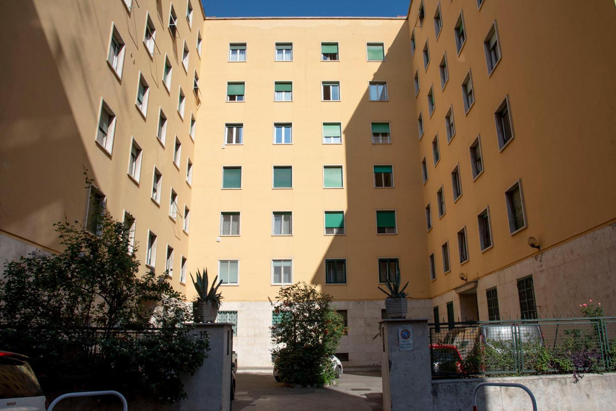 Piazzabolognastay Guest house *
